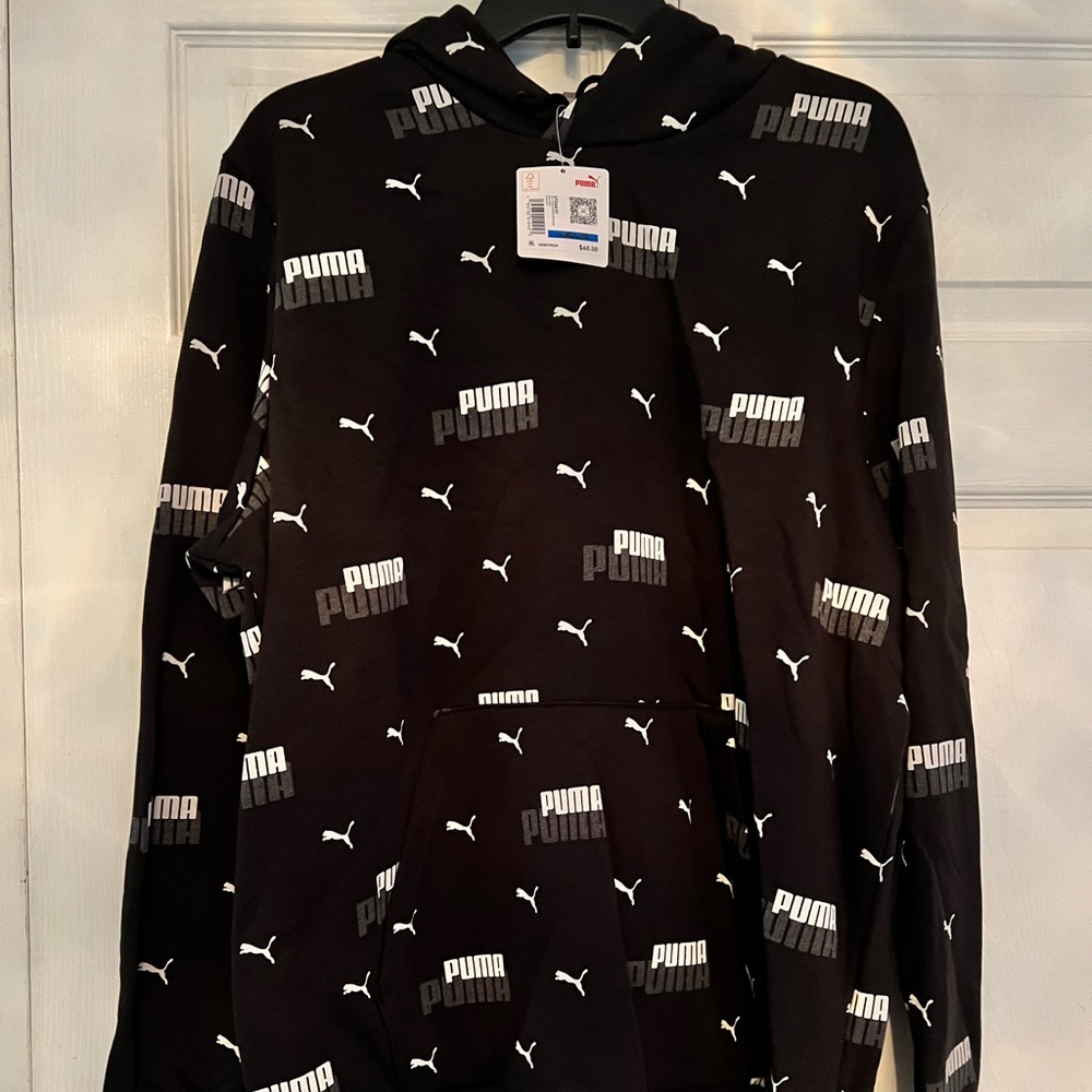 Puma men’s black logo sweatshirt size S,M, L, XL nwt retails $60